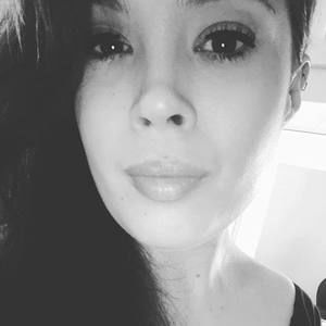 Meet your Posher, Claire